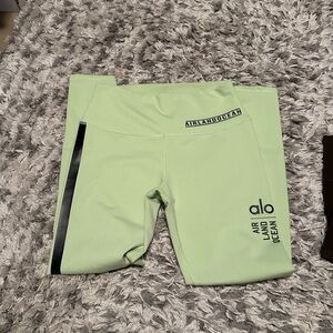 ALO Yoga Green Leggings